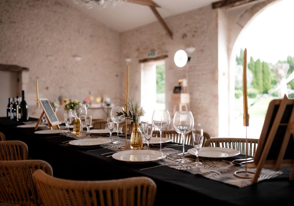 Salle de réception de mariage, union, pacs, château de la vallade à Saint-Porchaire en Charente-Maritime